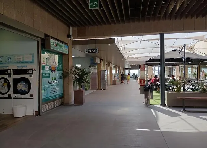 Con Vistas אל מדאנו