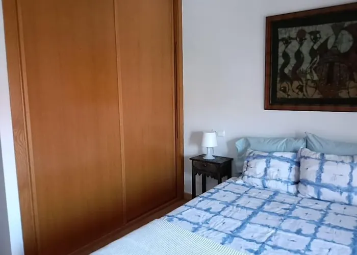 Con Vistas * אל מדאנו